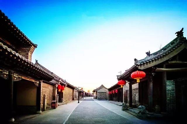 集团副总调去分公司做一把手是降职还是升职？